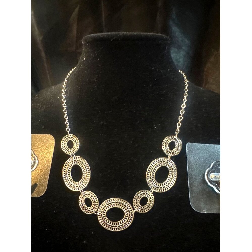 Filigree Necklace & Earring Set Silver Tone